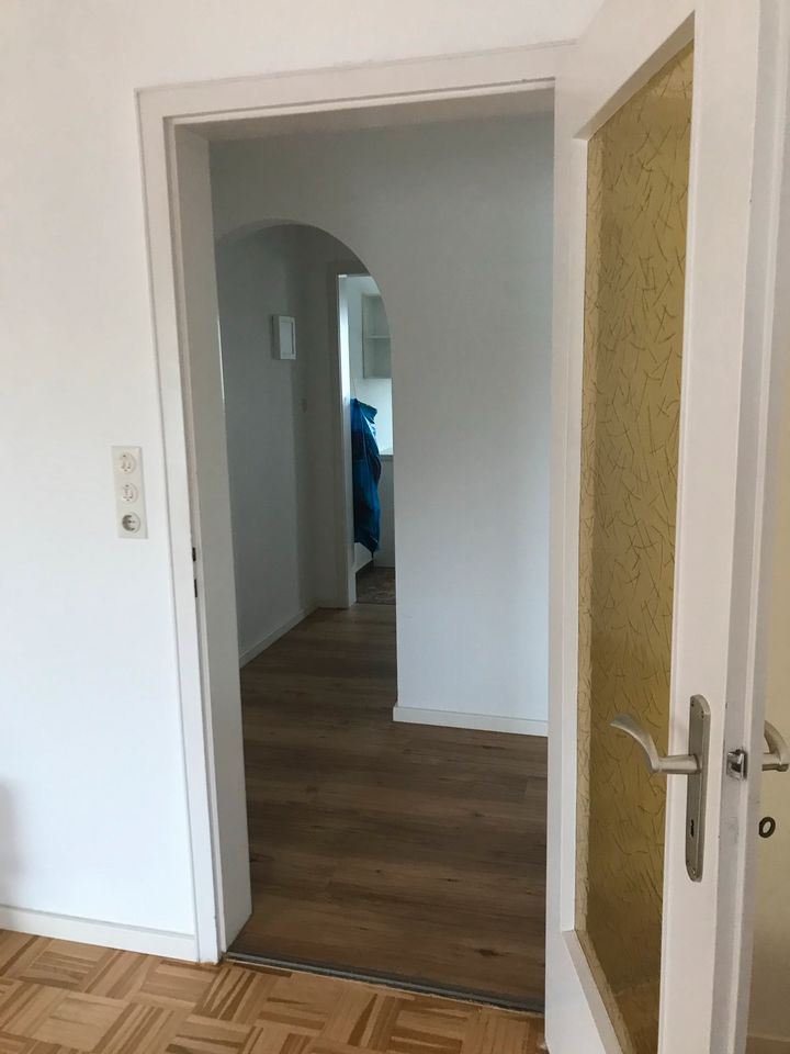 85 qm, 3 Zimmer DG Whg. Leinfelden, Balkon, ruhig, in Leinfelden-Echterdingen