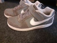 Graue Nike Schuhe Gr. 29,5 Berlin - Lichterfelde Vorschau