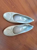 Tamaris Ballerinas  39 beige  Perlmutt  echtes Leder Niedersachsen - Melle Vorschau