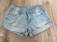 Kurze Hose Shorts Jeansshort Nordrhein-Westfalen - Steinheim Vorschau