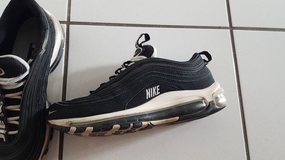 Nike Air Max 97 Gr38( 5) schwarz/ weiß „ Top „ in Riegelsberg