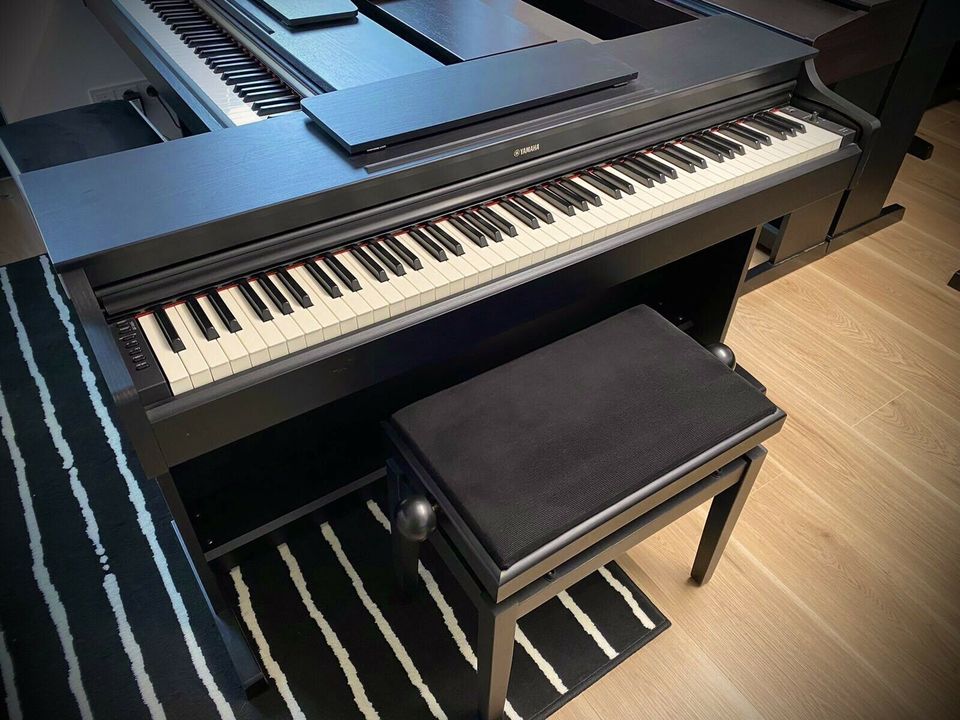 Yamaha Epiano Clavinova YDP CLP mieten mit Lieferung in Bamberg