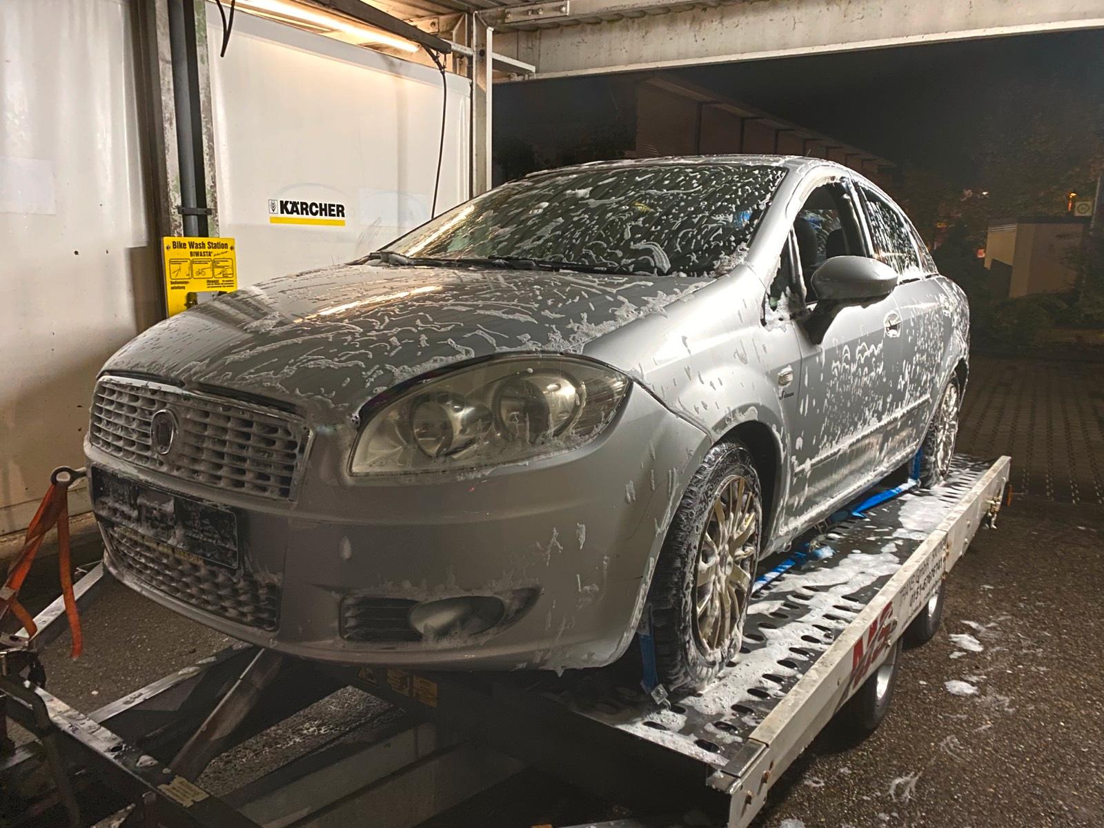 Abbildung des Autos Fiat linea 1,4