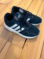 Adidas Sneaker dunkelblau, Größe 34 München - Schwabing-West Vorschau