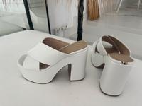 Guess High Heel Platform Plateau Pantoletten Sandalen Hessen - Maintal Vorschau
