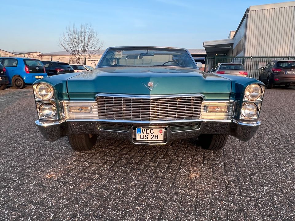 Cadillac DeVille Convertible 1968 in Goldenstedt