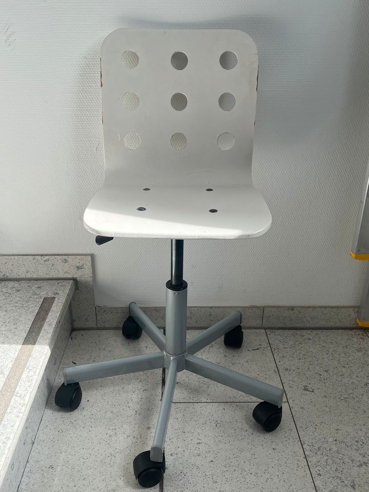 Schreibtisch Stuhl IKEA in Offenbach