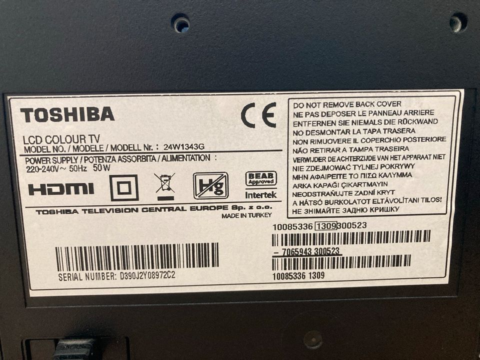 Toshiba LCD Colour TV 24W1343G in Berlin