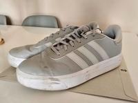 Adidas Sneaker neuwertig Hessen - Geisenheim Vorschau