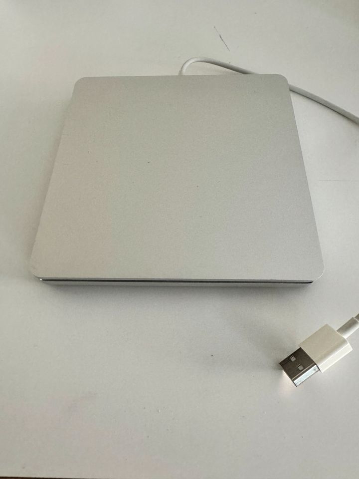 Apple USB SuperDrive in Berlin