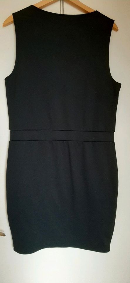 Kleid Schwarz Vero Moda Gr L in München