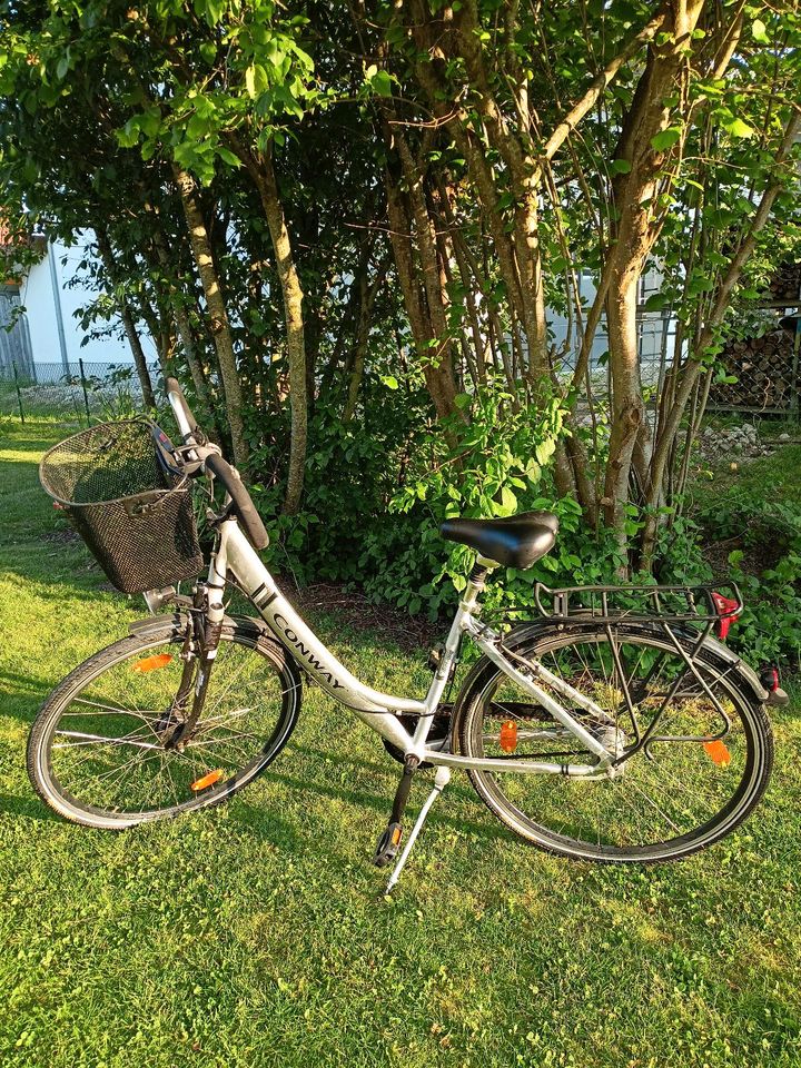 Conway 28" Damen Fahrrad Alu Trekking in Herrngiersdorf