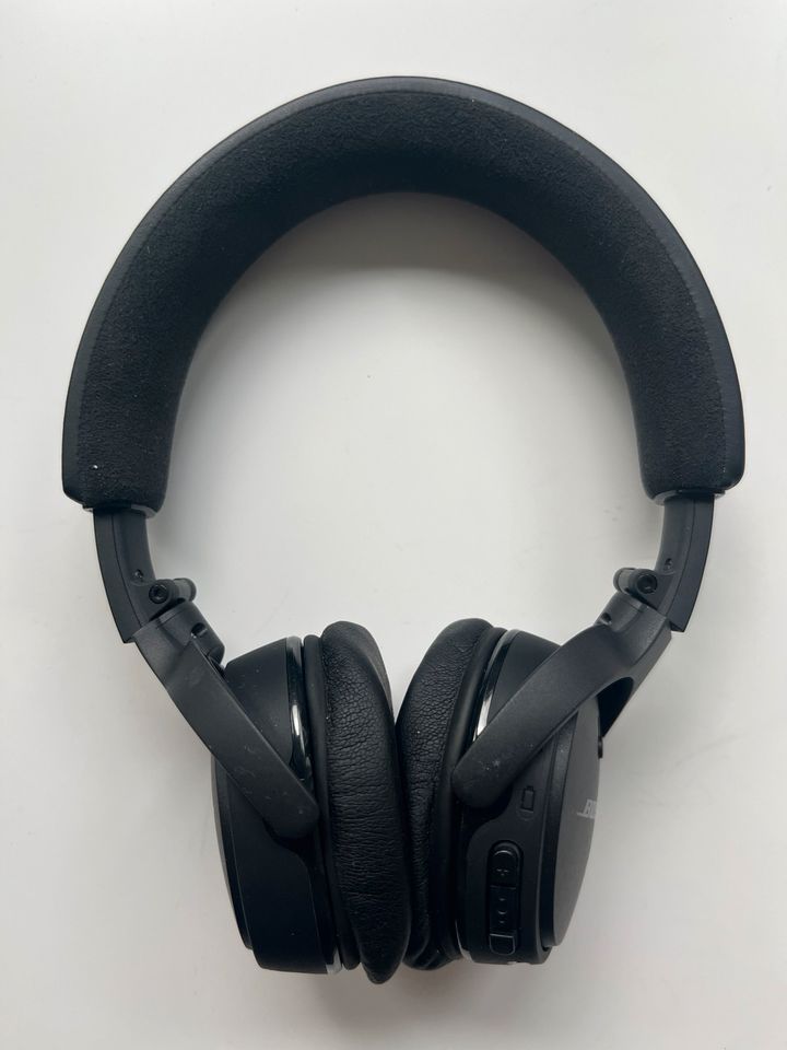 Bose On-Ear Wireless Bluetooth Kopfhörer/ Headphones in Hamburg