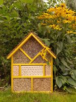XXL Bienenhotel Insektenhotel Schutz groß Fichte Bambus Garten Niedersachsen - Isernhagen Vorschau