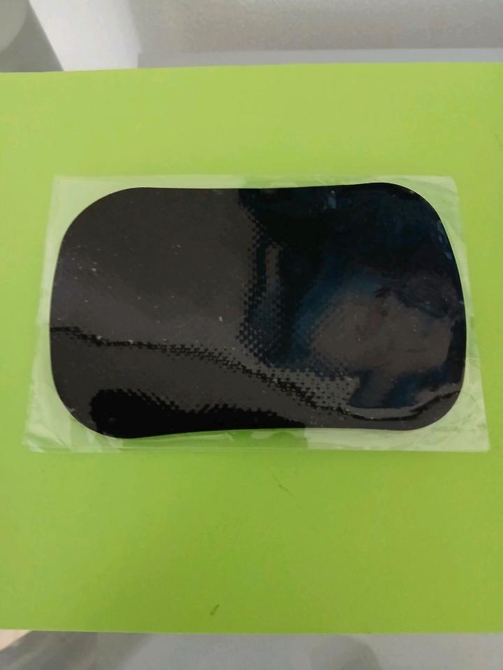 Neues Auto Silikonkissen Antirutschpad für das Armaturenbrett in Lollar