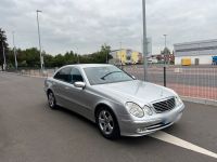 Mercedes Benz E220 Avantgarde Nordrhein-Westfalen - Hürth Vorschau