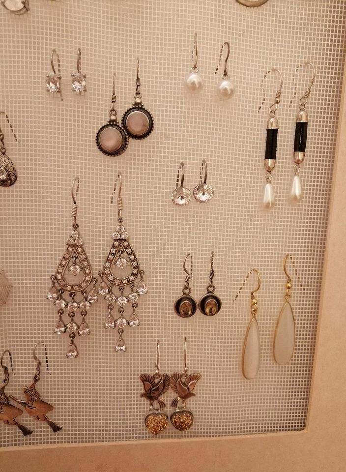 Wunderschöne Ohrringe Ohrhänger aus 925 Silber in Hungen