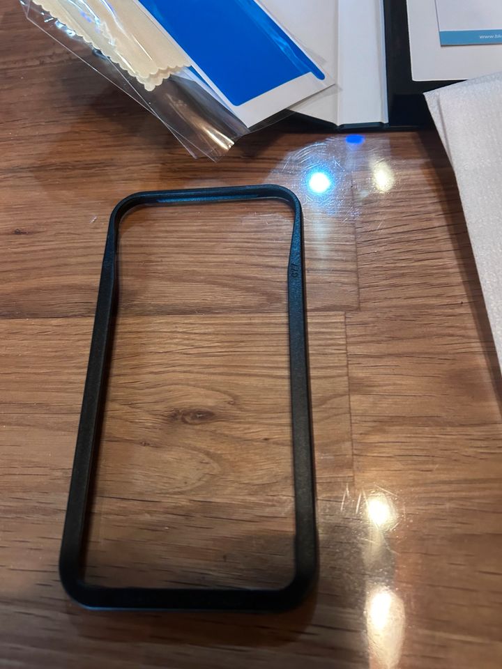 2 statt 3x tempered Glass iPhone XS/X in Rahden