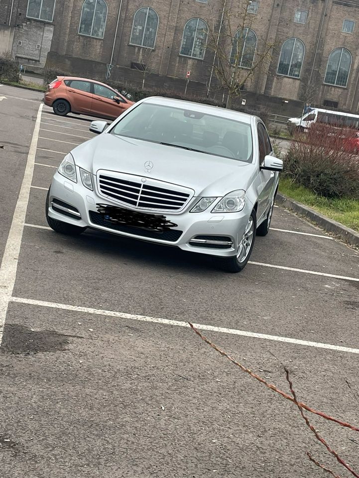 Mercedes Benz E-250 in Saarbrücken