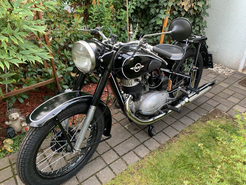 IZH / Isch 49 Oldtimer Motorrad (nahezu Baugleich DKW NZ 350) in Waltershausen