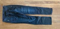 Dunkle Jeans Damen GS RAW 01 Größe 28/30 Hessen - Gelnhausen Vorschau