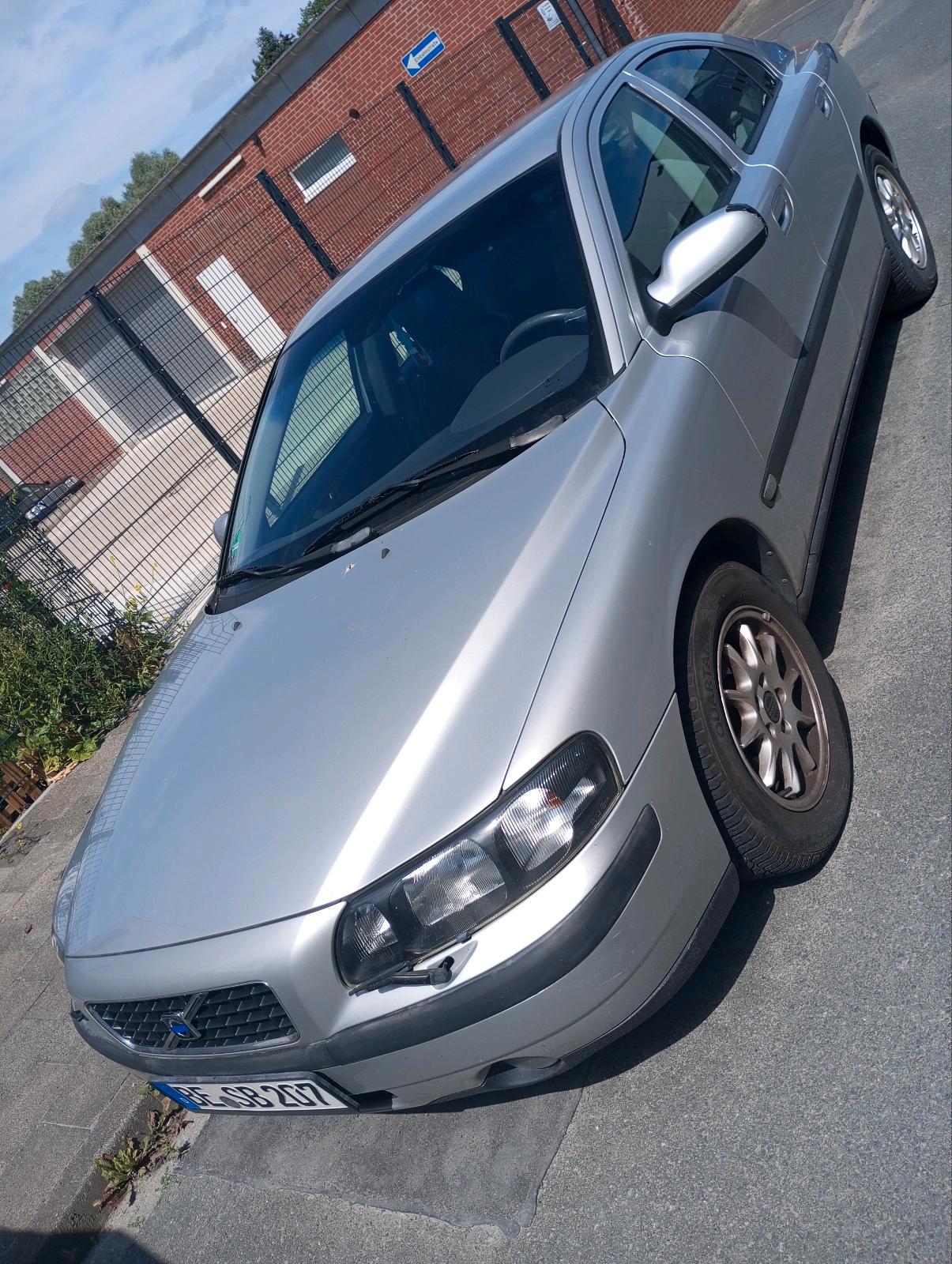 Abbildung des Autos Volvo S60 2.4l 5 Zylinder