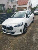 BMW 218d Active Tourer Luxury /LED/HUD/LEDER/PANORAMA + 360° Baden-Württemberg - Kehl Vorschau