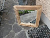 Verk. Spiegel mit Altholzrahmen Holz über 120Jahre alt 41.5 x41cm Kr. Altötting - Kirchweidach Vorschau