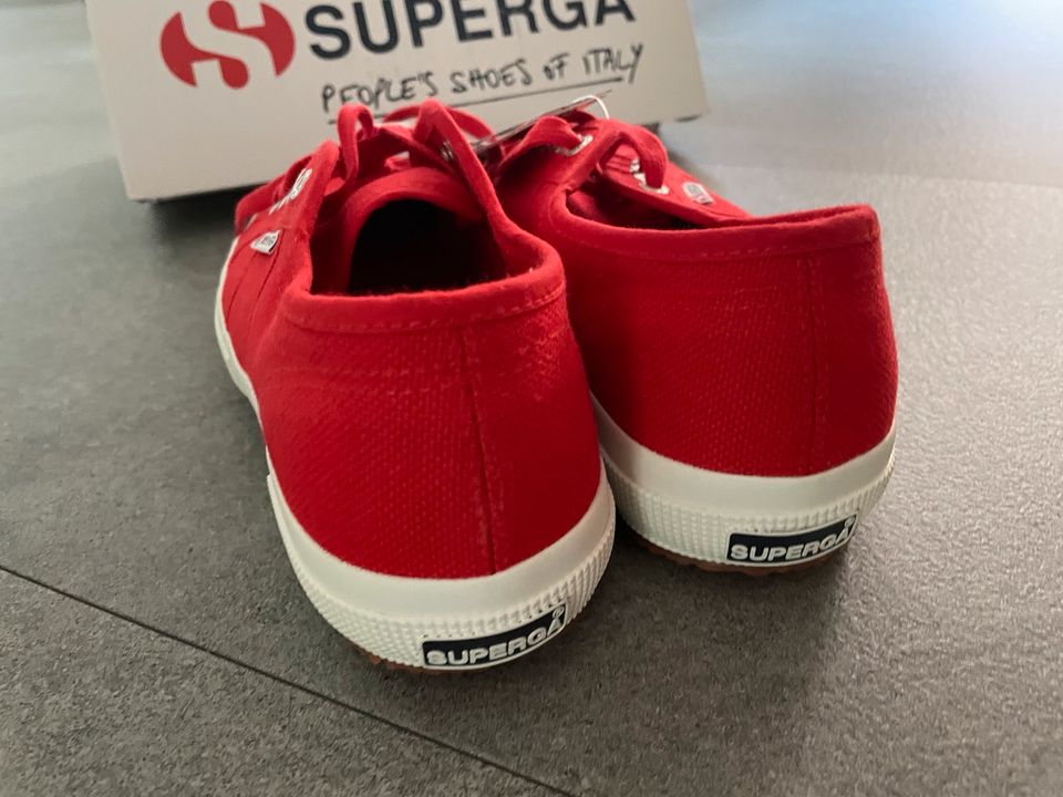 NEU Superga Schuhe Rot-Weiß Größe 40, 2750 COTU CLASSIC in Dortmund