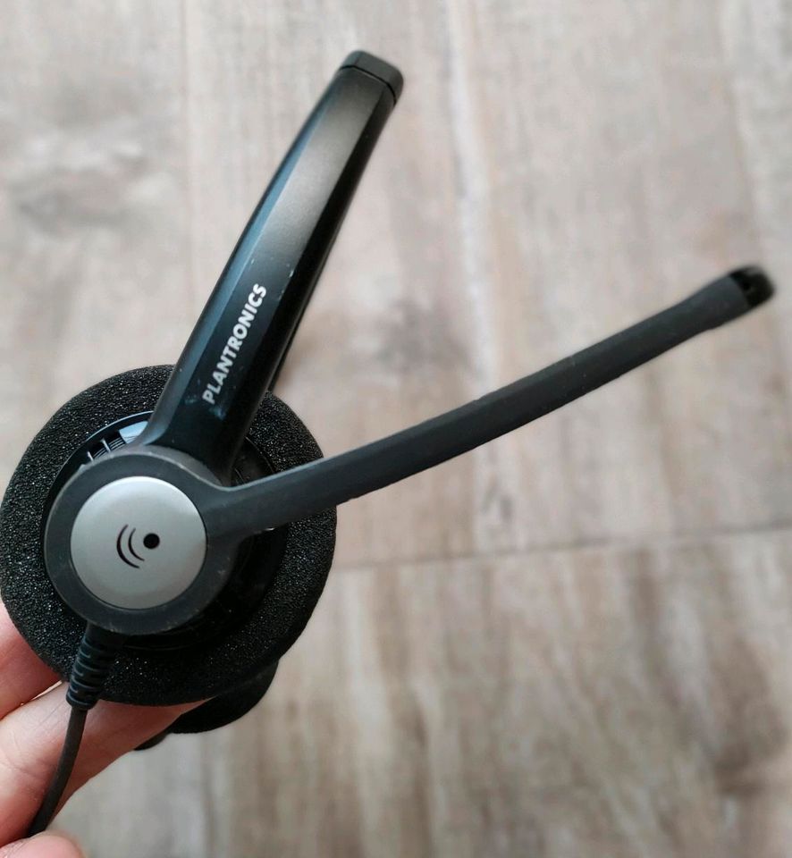 Plantronics DA80 USB-Audio-Prozessor mit Kopfhörern / Headset in Bardowick