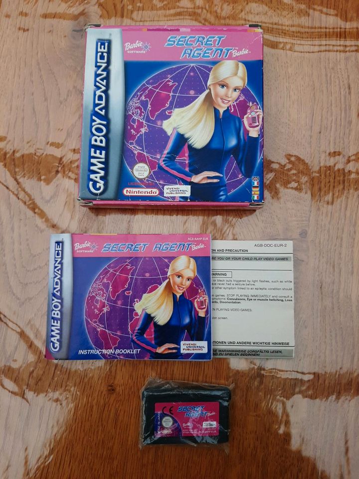 Nintendo Gameboy Advance Spiel "Barbie Secret Agent" in Gudensberg