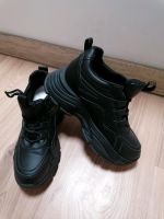 Damen Sneaker mit Plateau Größe 39 Nordrhein-Westfalen - Erwitte Vorschau