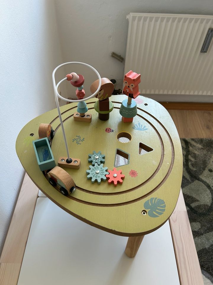 Spieltisch/Kindertisch in München