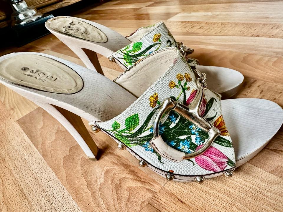 Gucci Pumps 39  Flower original Schuhe high Heels Sandale in Wolfsburg
