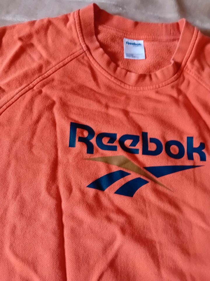 Reebok  Universität Pullover. Größe  L in Mühlhausen-Ehingen