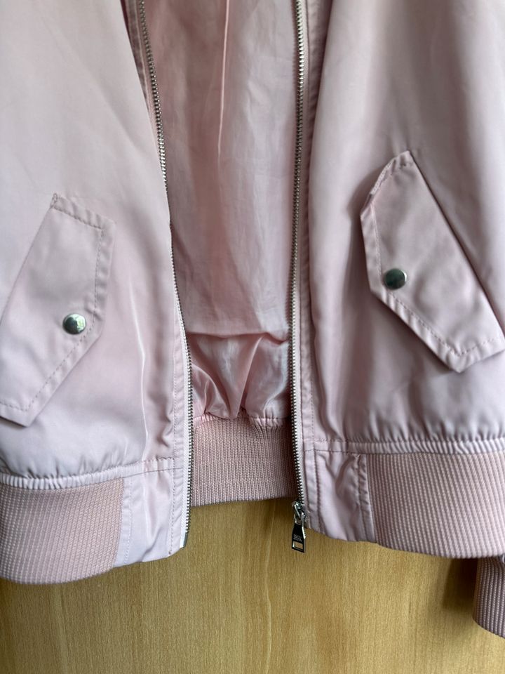 Blouson Jacke Gr S rosa Gr S 34 36 wie neu Frühling in Recke