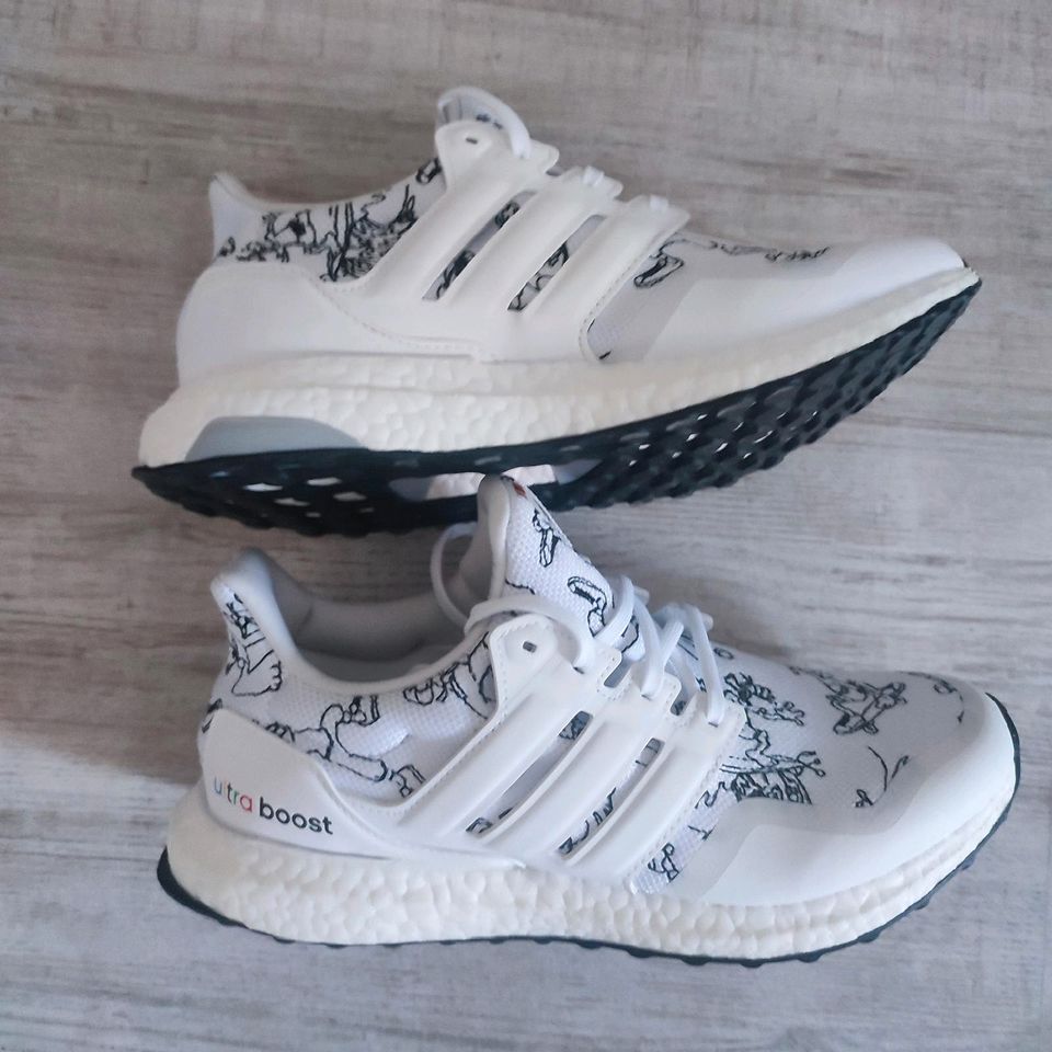 Ultraboost Adidas Disney edition neu gr. 42 in Berlin