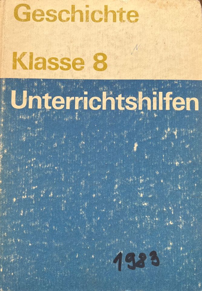 DDR-Lehrbücher und -Unterrichtshilfen Geschichte Klasse 5 bis 10 in Halle