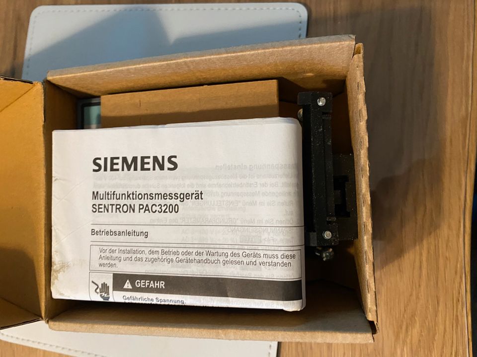SENTRON PAC3200 Siemens LAN NEU OVP inklusive Versand versichert in Quickborn