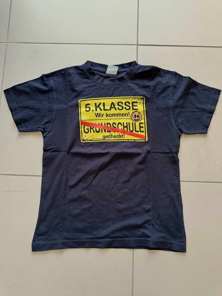 Cooles T-Shirt in Gr. 146 für Grundschulabgänger in Borgholzhausen