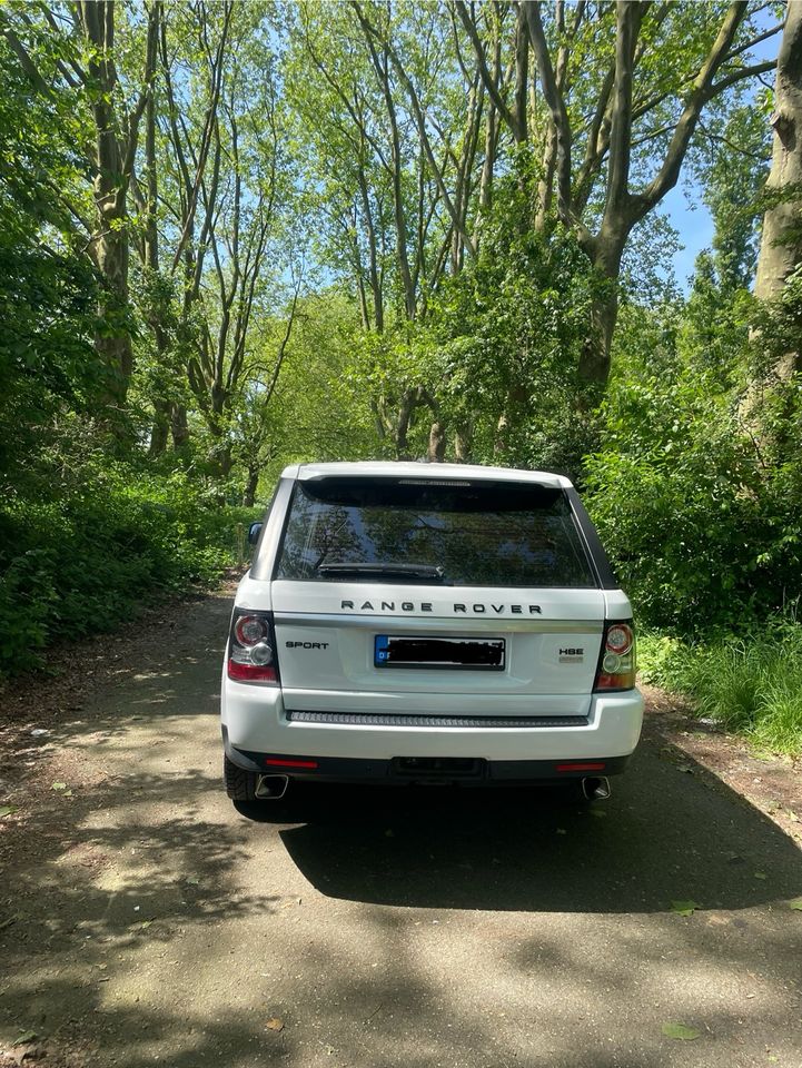 Land Rover Sport in Duisburg