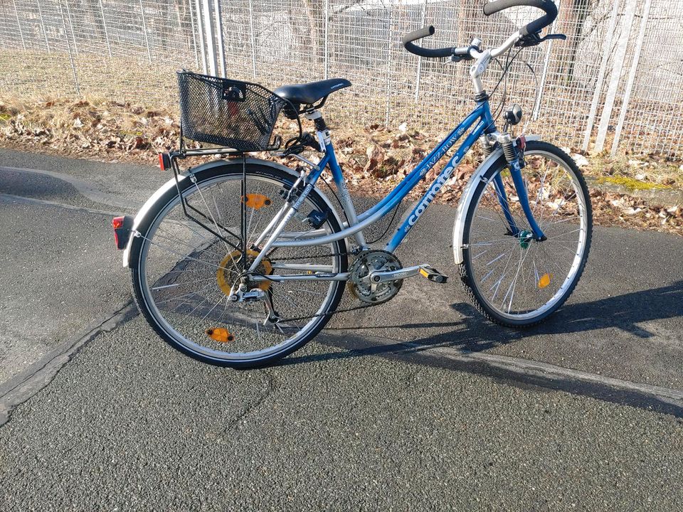 Damenfahrrad hochwertig mit Zubehör in Pegnitz