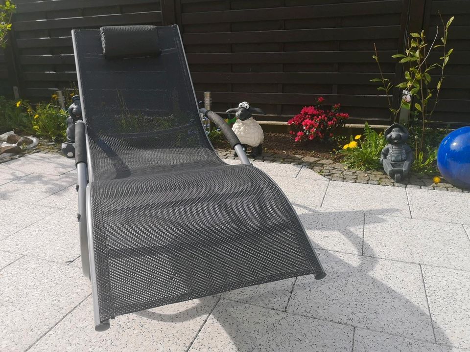 Sonnenstuhl Gartenliege zu verkaufen in Leverkusen