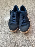 Gut erhaltene Puma Schuhe 42 Navy blau Nordrhein-Westfalen - Neuss Vorschau