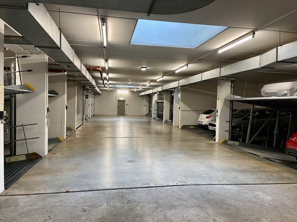 Sehr gepflegter Tiefgaragenstellplatz in 90765 Fürth Nähe Stadion in Fürth