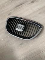 Kühlergrill für Seat Leon 1P Seat Altea 5P Chrome 1P0853654 Niedersachsen - Bückeburg Vorschau