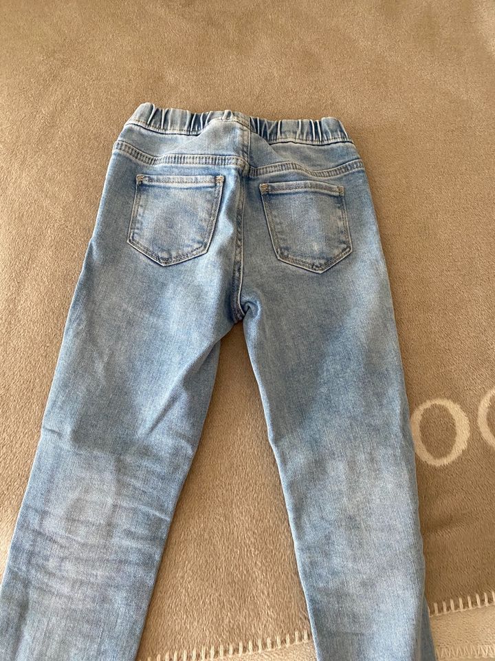 Jeggings/Hose / Jeans H&M Gr.110 in Oberhausen