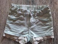 H&M Hotpants (kurze Hose) NEU mit Rüschen Größe 110 Berlin - Hohenschönhausen Vorschau