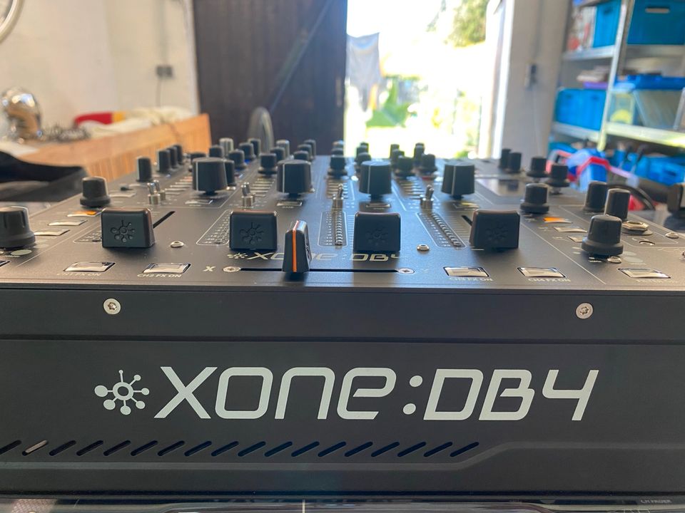 Allen&Heath Xone DB 4 in Strausberg