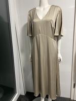 Esprit Kleid Abendkleid Gr 38 in dusty green staubgrün neu Köln - Heimersdorf Vorschau